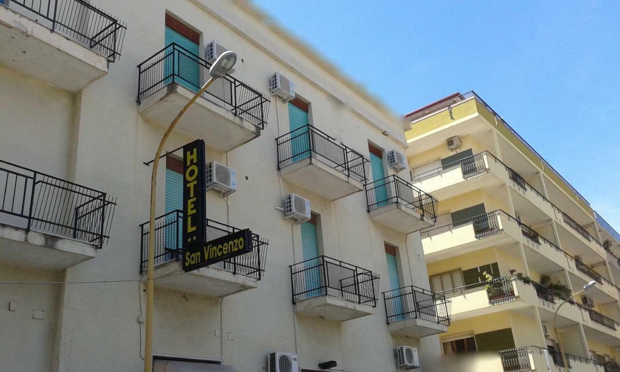 Hotel San Vincenzo Soverato Marina Exterior photo