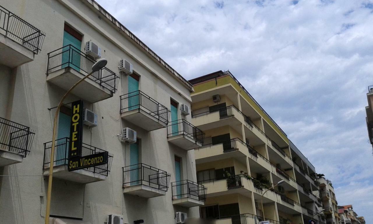 Hotel San Vincenzo Soverato Marina Exterior photo